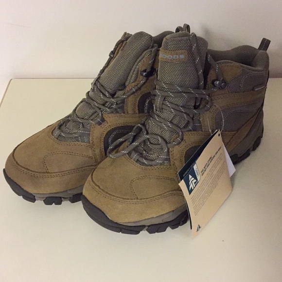 Shoes - Picture 2 of 4